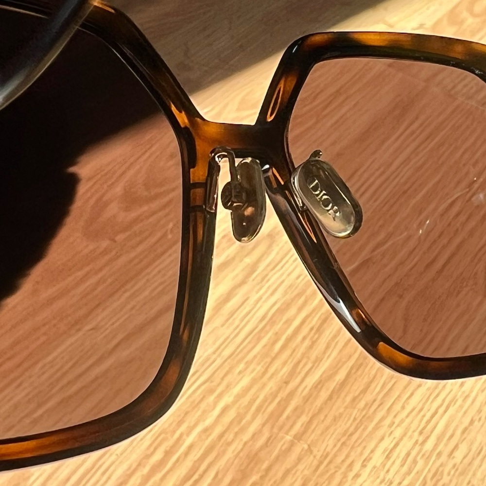 DIOR Sunglasses - Picture 6 of 6